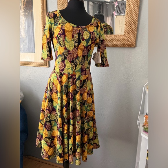 LuLaRoe Dresses & Skirts - NWT!! 💚💛 LuLaRoe Multicolor Paisley Midi Dress